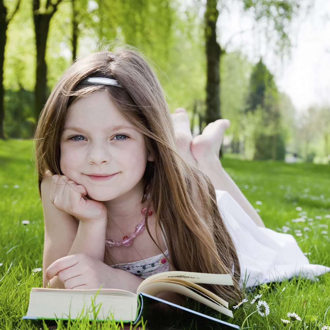 childhood_books_beautiful_nice_sweet_girl_park_joy_baby_garden_happy_happin...